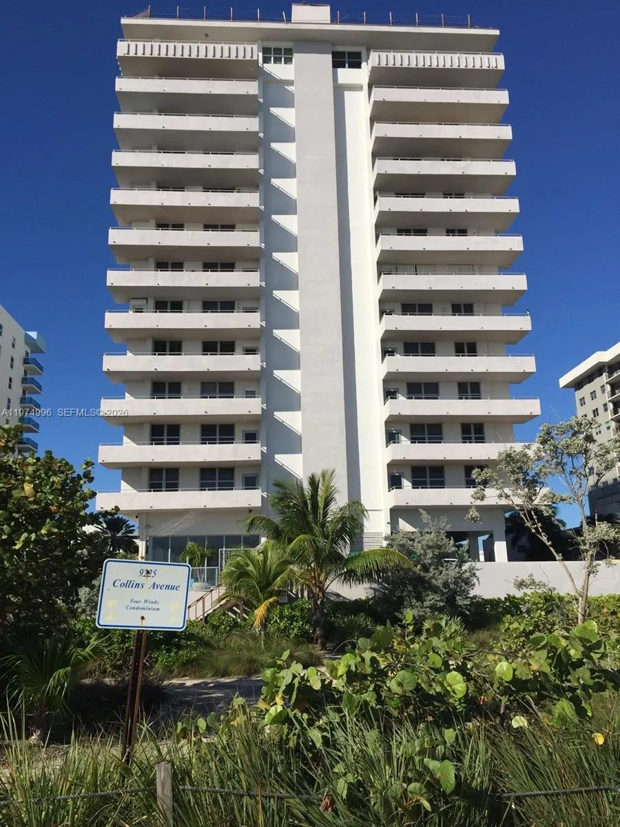 9225 Collins Ave 903, Surfside, Florida 33154, Surfside, Florida 33154, 1 Bedroom Bedrooms, ,2 BathroomsBathrooms,Residential Lease,For Rent,9225 Collins Ave 903, Surfside, Florida 33154,A11974996