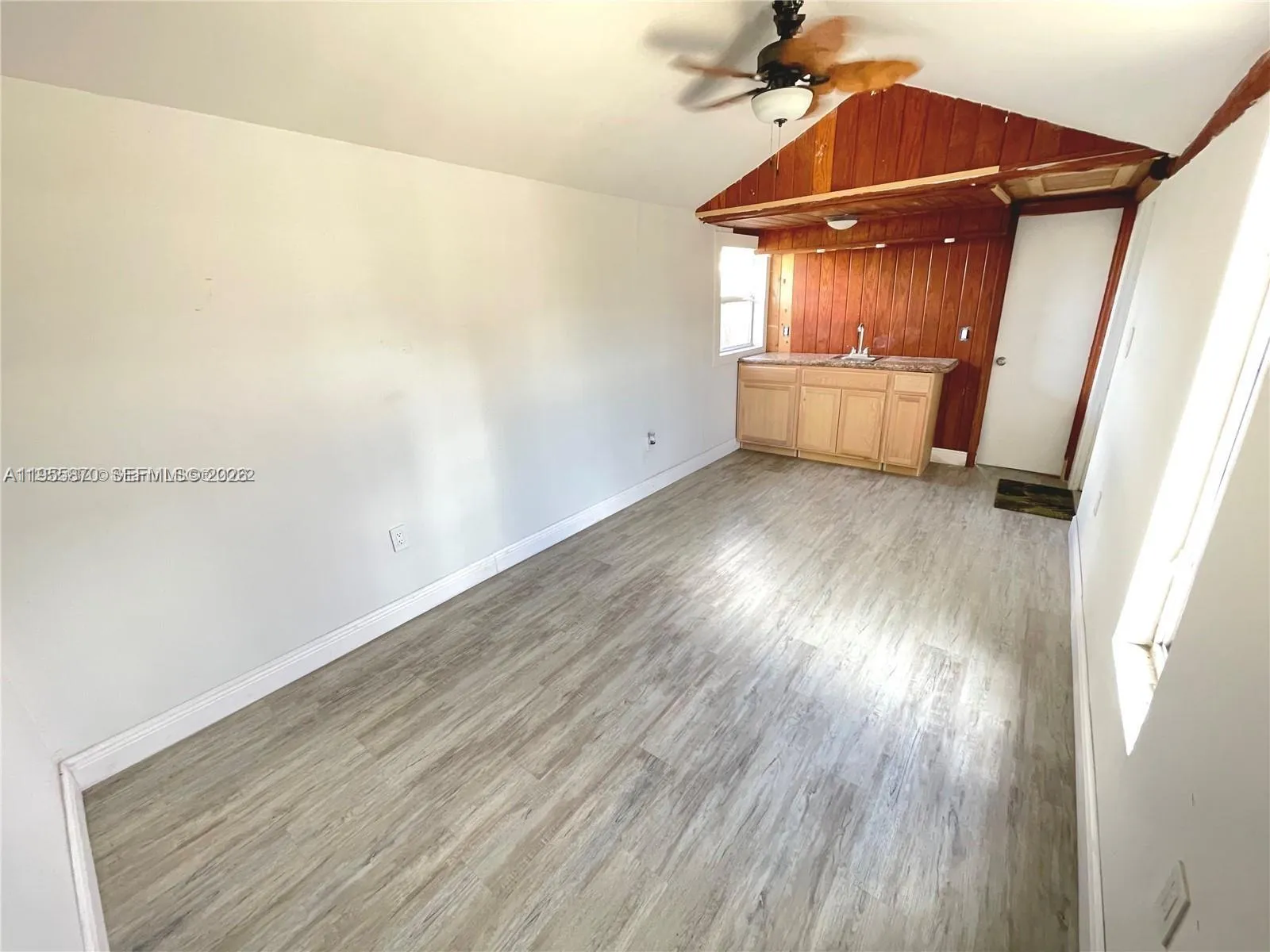 Hollywood, Florida 33024, 3 Bedrooms Bedrooms, ,2 BathroomsBathrooms,Residential Lease,For Rent,A11955870