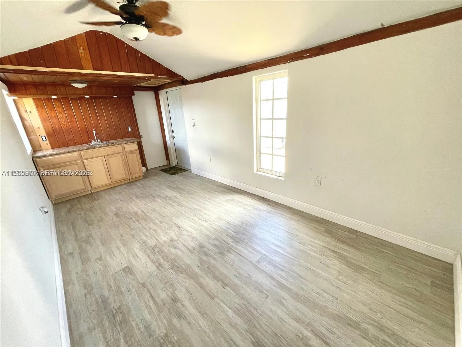 Hollywood, Florida 33024, 3 Bedrooms Bedrooms, ,2 BathroomsBathrooms,Residential Lease,For Rent,A11955870