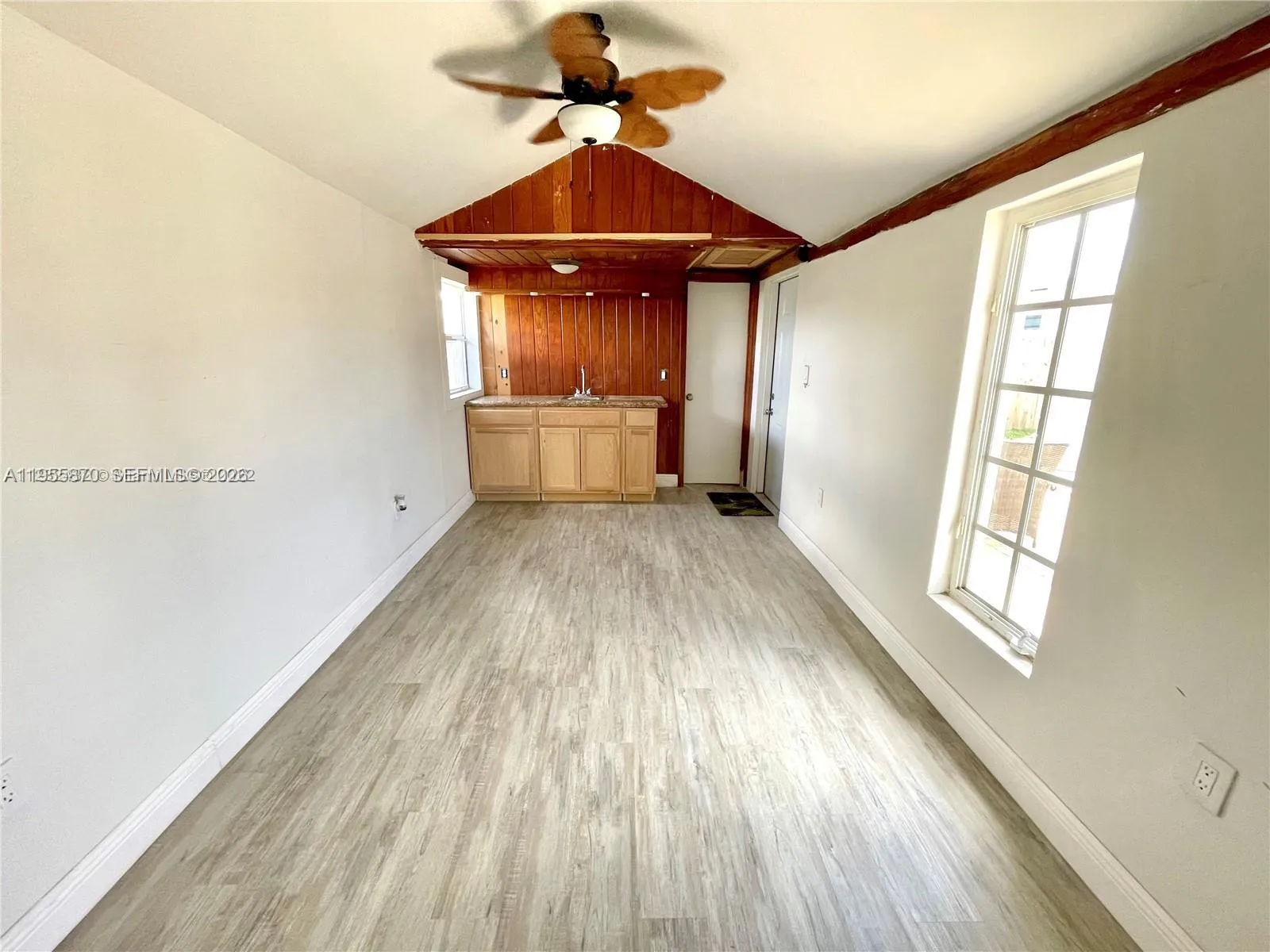 Hollywood, Florida 33024, 3 Bedrooms Bedrooms, ,2 BathroomsBathrooms,Residential Lease,For Rent,A11955870