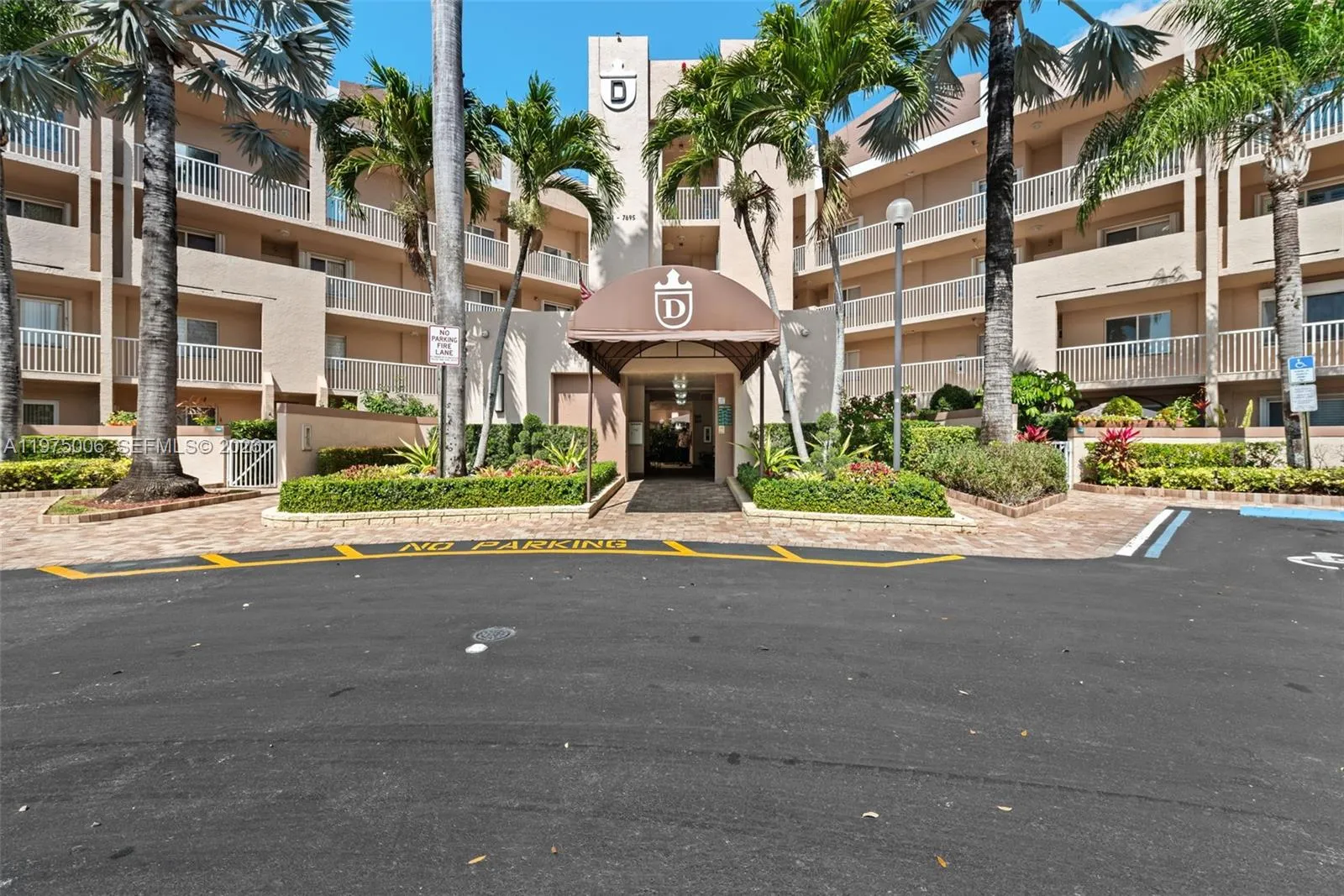 7641 Granville Dr 209, Tamarac, Florida 33321, Tamarac, Florida 33321, 2 Bedrooms Bedrooms, ,2 BathroomsBathrooms,Residential,For Sale,7641 Granville Dr 209, Tamarac, Florida 33321,A11975006