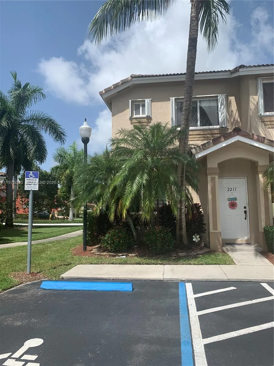 2211 Se 23rd Rd 2211, Homestead, Florida 33035, Homestead, Florida 33035, 2 Bedrooms Bedrooms, ,2 BathroomsBathrooms,Residential Lease,For Rent,2211 Se 23rd Rd 2211, Homestead, Florida 33035,A11975010