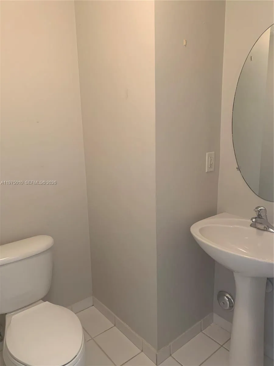 2211 Se 23rd Rd 2211, Homestead, Florida 33035, Homestead, Florida 33035, 2 Bedrooms Bedrooms, ,2 BathroomsBathrooms,Residential Lease,For Rent,2211 Se 23rd Rd 2211, Homestead, Florida 33035,A11975010