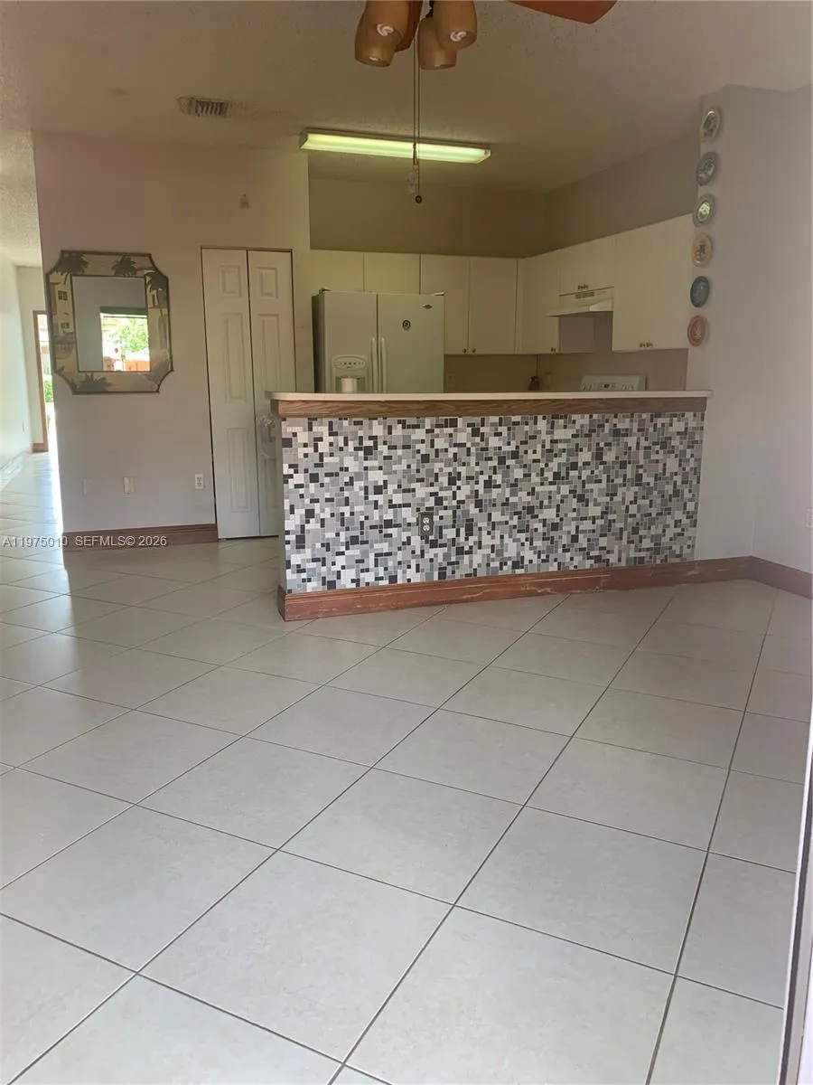 2211 Se 23rd Rd 2211, Homestead, Florida 33035, Homestead, Florida 33035, 2 Bedrooms Bedrooms, ,2 BathroomsBathrooms,Residential Lease,For Rent,2211 Se 23rd Rd 2211, Homestead, Florida 33035,A11975010