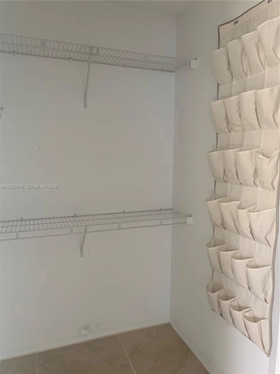 2211 Se 23rd Rd 2211, Homestead, Florida 33035, Homestead, Florida 33035, 2 Bedrooms Bedrooms, ,2 BathroomsBathrooms,Residential Lease,For Rent,2211 Se 23rd Rd 2211, Homestead, Florida 33035,A11975010