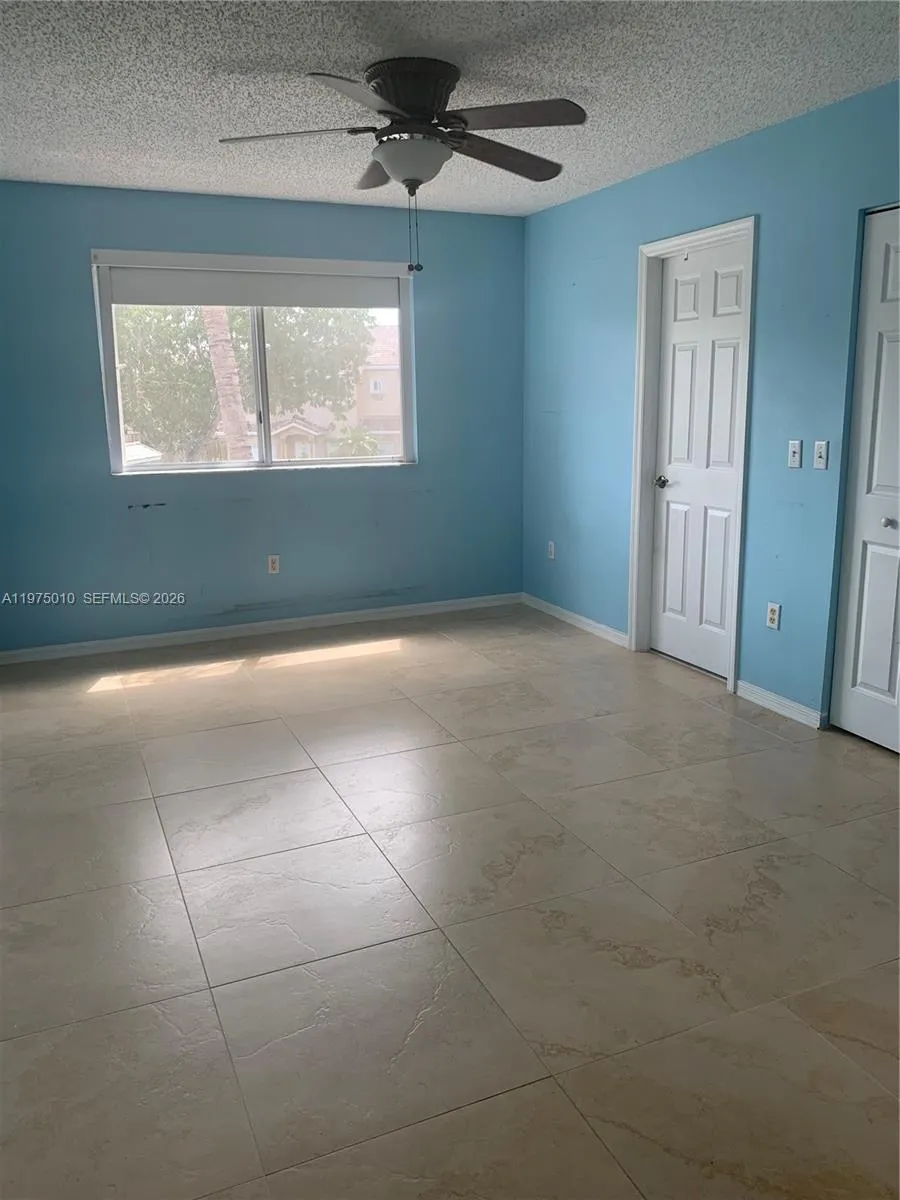 2211 Se 23rd Rd 2211, Homestead, Florida 33035, Homestead, Florida 33035, 2 Bedrooms Bedrooms, ,2 BathroomsBathrooms,Residential Lease,For Rent,2211 Se 23rd Rd 2211, Homestead, Florida 33035,A11975010