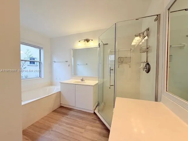 622 Carrington Ln 622, Weston, Florida 33326, Weston, Florida 33326, 4 Bedrooms Bedrooms, ,2 BathroomsBathrooms,Residential Lease,For Rent,622 Carrington Ln 622, Weston, Florida 33326,A11975001