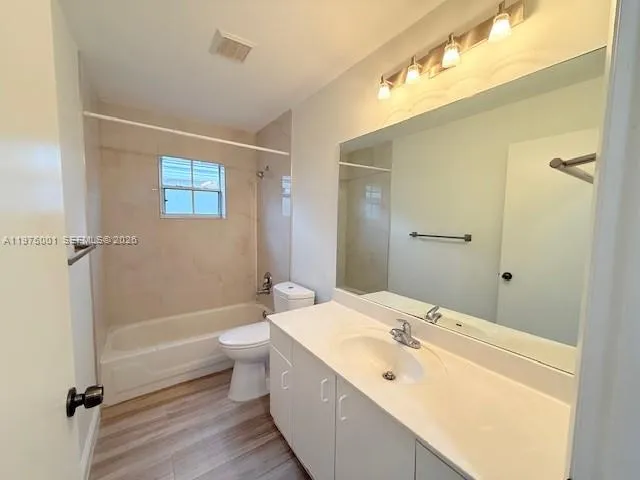 622 Carrington Ln 622, Weston, Florida 33326, Weston, Florida 33326, 4 Bedrooms Bedrooms, ,2 BathroomsBathrooms,Residential Lease,For Rent,622 Carrington Ln 622, Weston, Florida 33326,A11975001