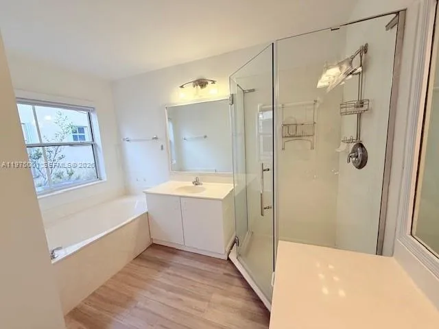 622 Carrington Ln 622, Weston, Florida 33326, Weston, Florida 33326, 4 Bedrooms Bedrooms, ,2 BathroomsBathrooms,Residential Lease,For Rent,622 Carrington Ln 622, Weston, Florida 33326,A11975001
