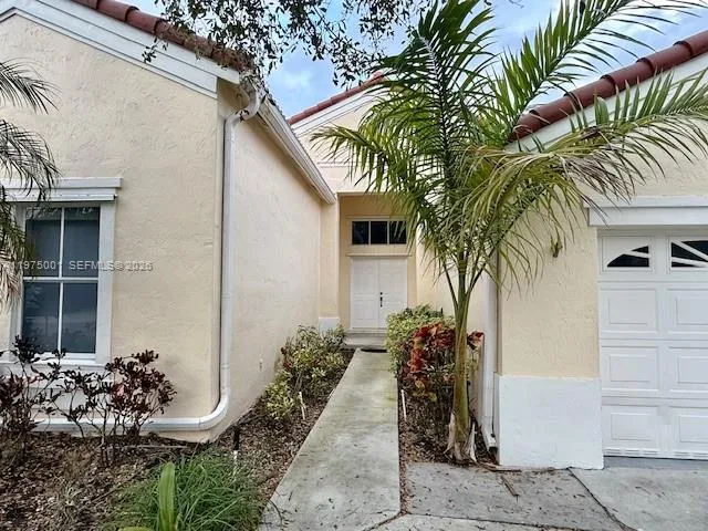 622 Carrington Ln 622, Weston, Florida 33326, Weston, Florida 33326, 4 Bedrooms Bedrooms, ,2 BathroomsBathrooms,Residential Lease,For Rent,622 Carrington Ln 622, Weston, Florida 33326,A11975001