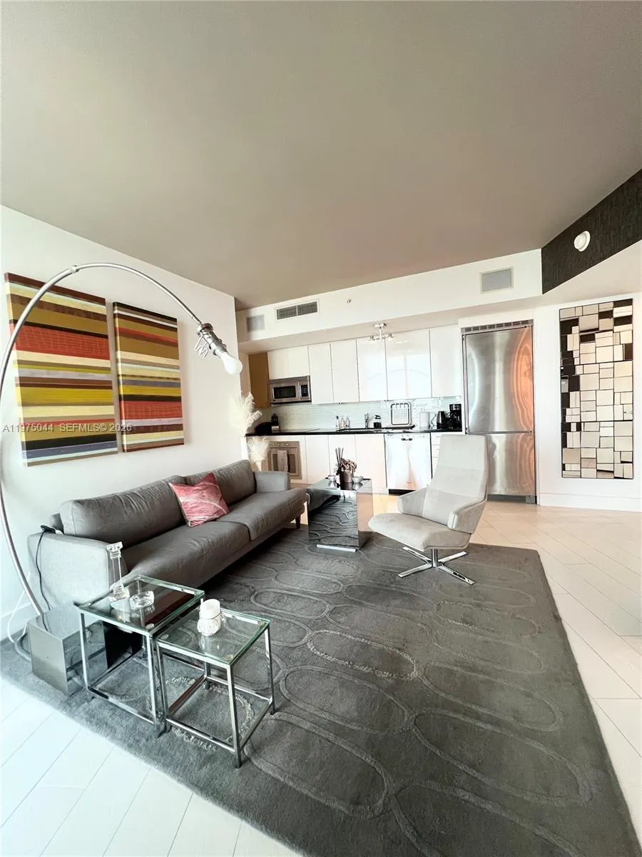 Miami, Florida 33130, 2 Bedrooms Bedrooms, ,2 BathroomsBathrooms,Residential Lease,For Rent,A11975044