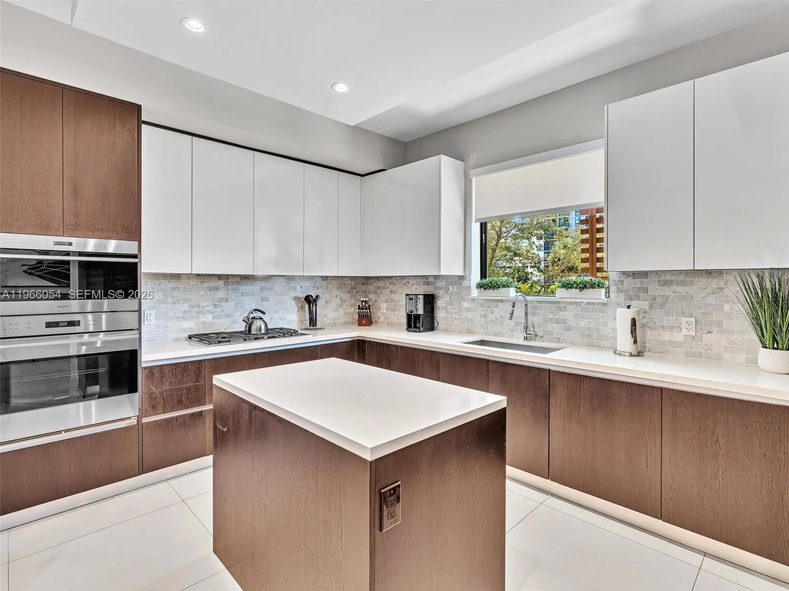 3040 N Ocean Blvd N103, Fort Lauderdale, Florida 3, Fort Lauderdale, Florida 33308, 3 Bedrooms Bedrooms, ,3 BathroomsBathrooms,Residential Lease,For Rent,3040 N Ocean Blvd N103, Fort Lauderdale, Florida 3,A11966054