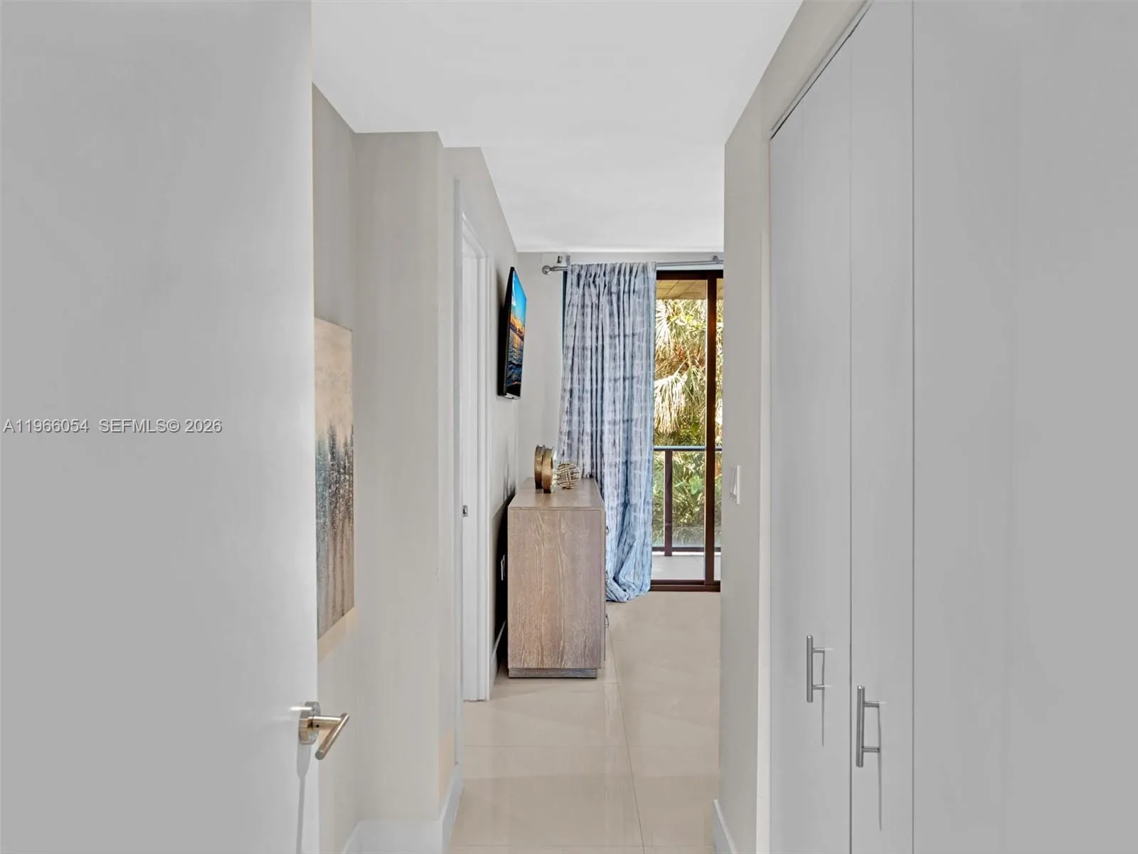 3040 N Ocean Blvd N103, Fort Lauderdale, Florida 3, Fort Lauderdale, Florida 33308, 3 Bedrooms Bedrooms, ,3 BathroomsBathrooms,Residential Lease,For Rent,3040 N Ocean Blvd N103, Fort Lauderdale, Florida 3,A11966054