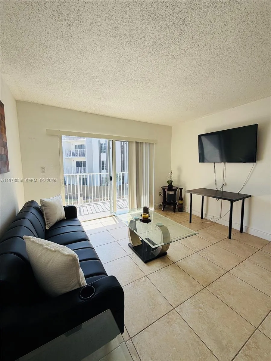 4920 Nw 79th Ave 204, Doral, Florida 33166, Doral, Florida 33166, 2 Bedrooms Bedrooms, ,2 BathroomsBathrooms,Residential Lease,For Rent,4920 Nw 79th Ave 204, Doral, Florida 33166,A11973896