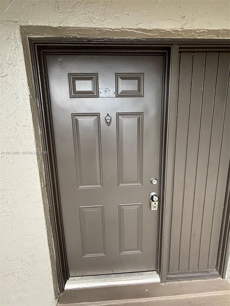 210 Nw 87th Ave L219, Miami, Florida 33172, Miami, Florida 33172, 1 Bedroom Bedrooms, ,1 BathroomBathrooms,Residential Lease,For Rent,210 Nw 87th Ave L219, Miami, Florida 33172,A11974359
