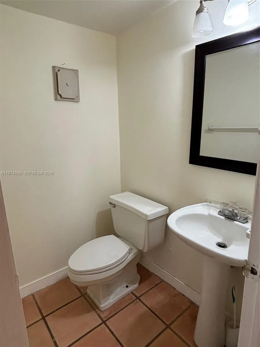 210 Nw 87th Ave L219, Miami, Florida 33172, Miami, Florida 33172, 1 Bedroom Bedrooms, ,1 BathroomBathrooms,Residential Lease,For Rent,210 Nw 87th Ave L219, Miami, Florida 33172,A11974359