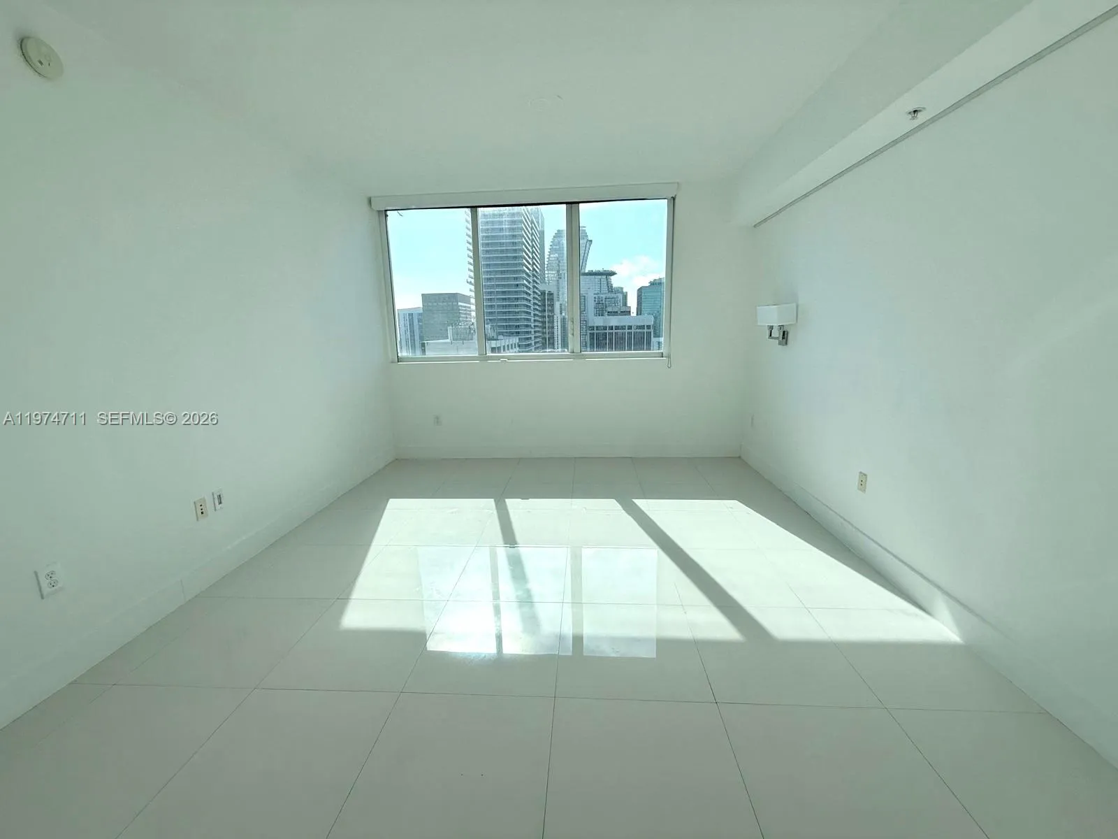 244 Biscayne Blvd 3403, Miami, Florida 33132, Miami, Florida 33132, 2 Bedrooms Bedrooms, ,2 BathroomsBathrooms,Residential Lease,For Rent,244 Biscayne Blvd 3403, Miami, Florida 33132,A11974711