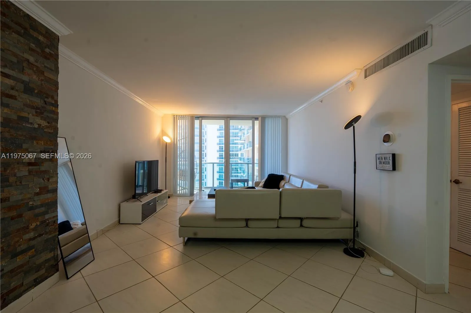 2501 S Ocean Dr 1118, Hollywood, Florida 33019, Hollywood, Florida 33019, 1 Bedroom Bedrooms, ,1 BathroomBathrooms,Residential Lease,For Rent,2501 S Ocean Dr 1118, Hollywood, Florida 33019,A11975067