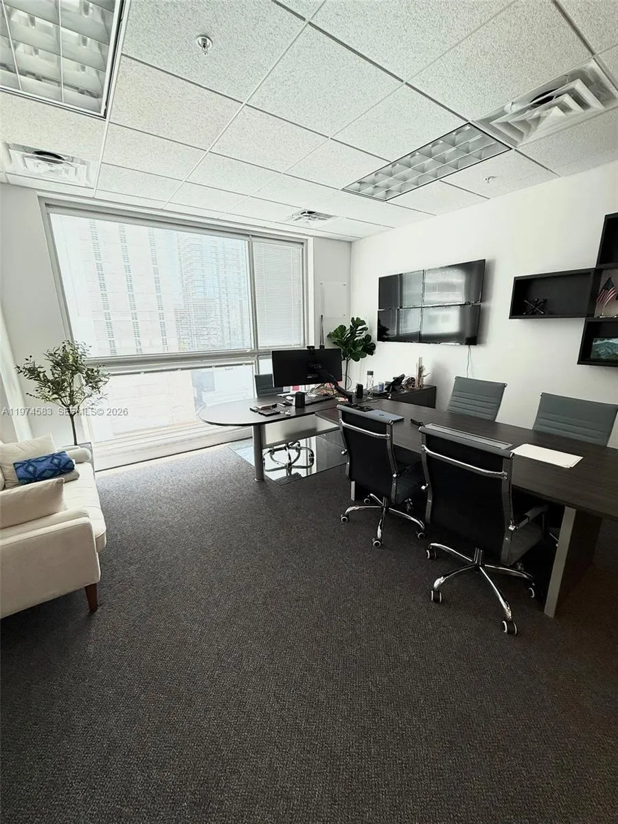 Private office 2