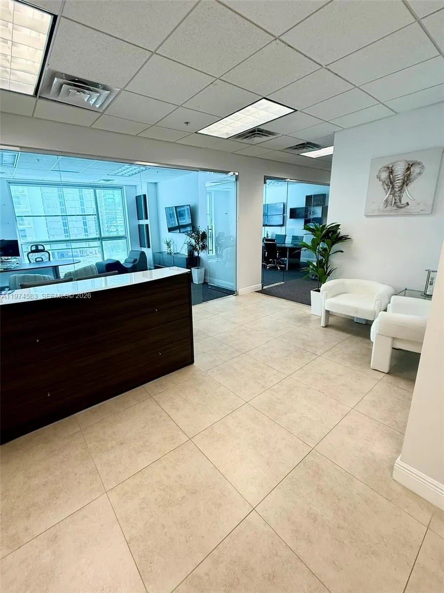175 Sw 7th St 1605-1606, Miami, Florida 33130, Miami, Florida 33130, ,Commercial Sale,For Sale,175 Sw 7th St 1605-1606, Miami, Florida 33130,A11974583