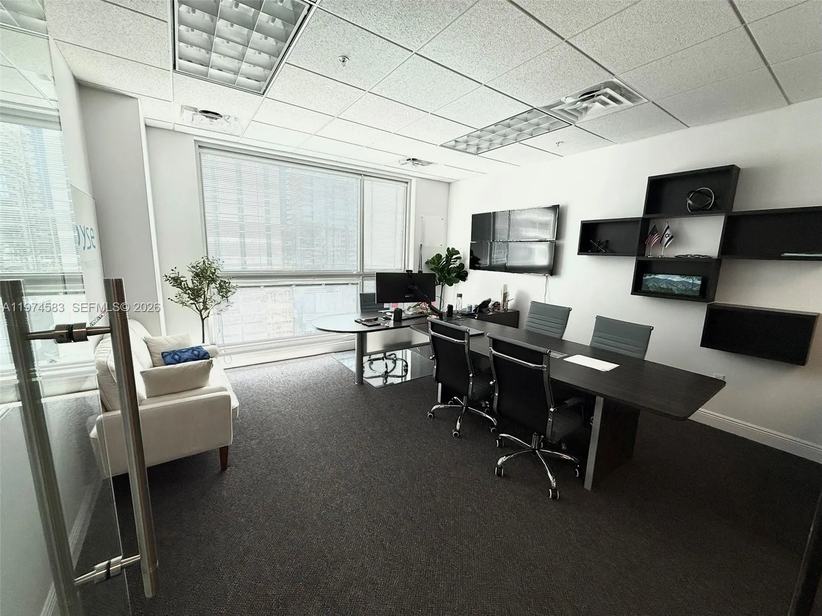 Private office 2
