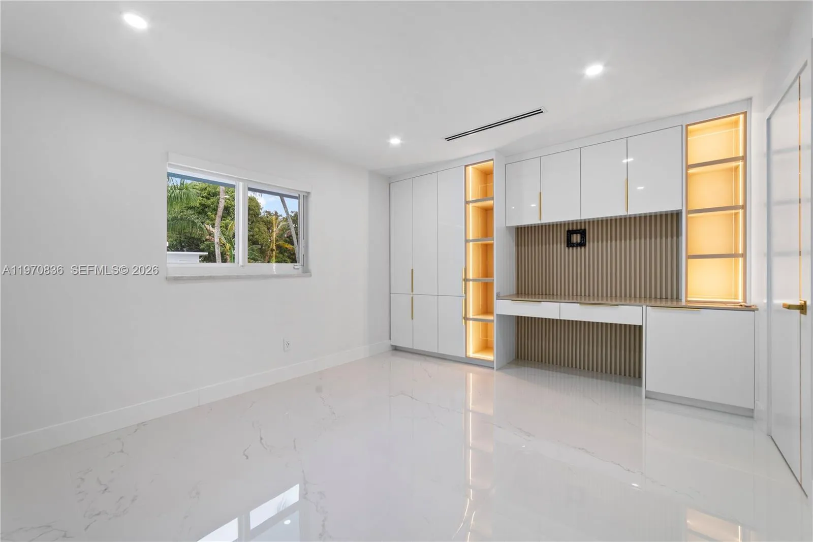 2651 Sw 141st Ter, Davie, Florida 33330, Davie, Florida 33330, 5 Bedrooms Bedrooms, ,4 BathroomsBathrooms,Residential,For Sale,2651 Sw 141st Ter, Davie, Florida 33330,A11970836