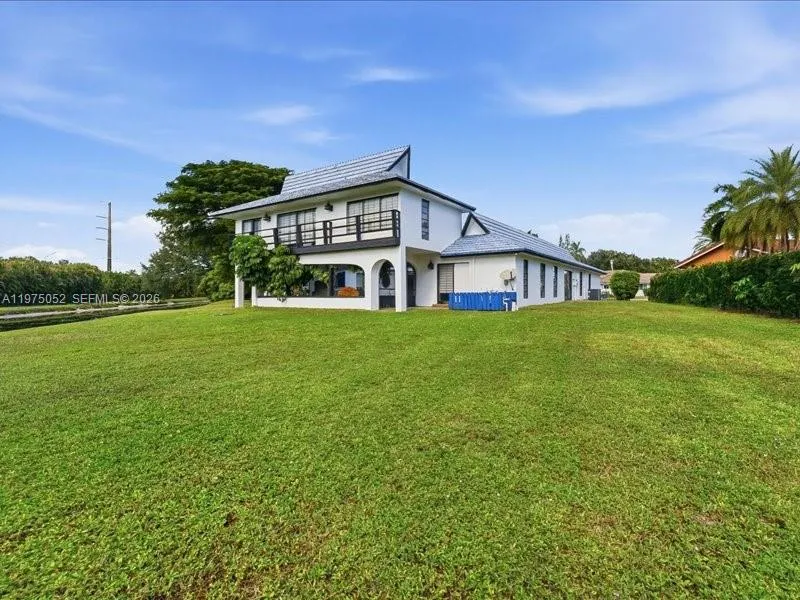 791 Sw 75th Ter, Plantation, Florida 33317, Plantation, Florida 33317, 5 Bedrooms Bedrooms, ,4 BathroomsBathrooms,Residential,For Sale,791 Sw 75th Ter, Plantation, Florida 33317,A11975052