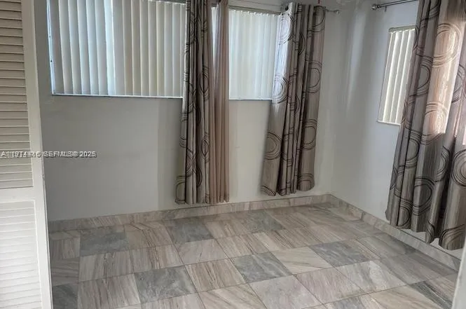 1333 E Hallandale Beach Blvd 115, Hallandale Beach, Hallandale Beach, Florida 33009, 2 Bedrooms Bedrooms, ,2 BathroomsBathrooms,Residential Lease,For Rent,1333 E Hallandale Beach Blvd 115, Hallandale Beach,A11974416