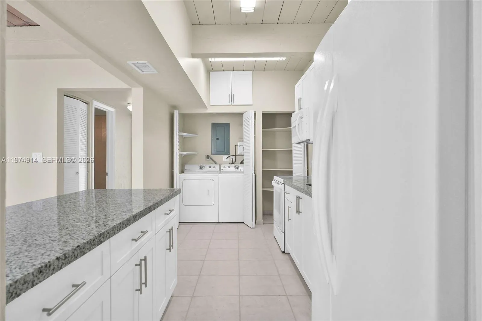 7601 Sw 105th Ave, Miami, Florida 33173, Miami, Florida 33173, 2 Bedrooms Bedrooms, ,2 BathroomsBathrooms,Residential,For Sale,7601 Sw 105th Ave, Miami, Florida 33173,A11974914