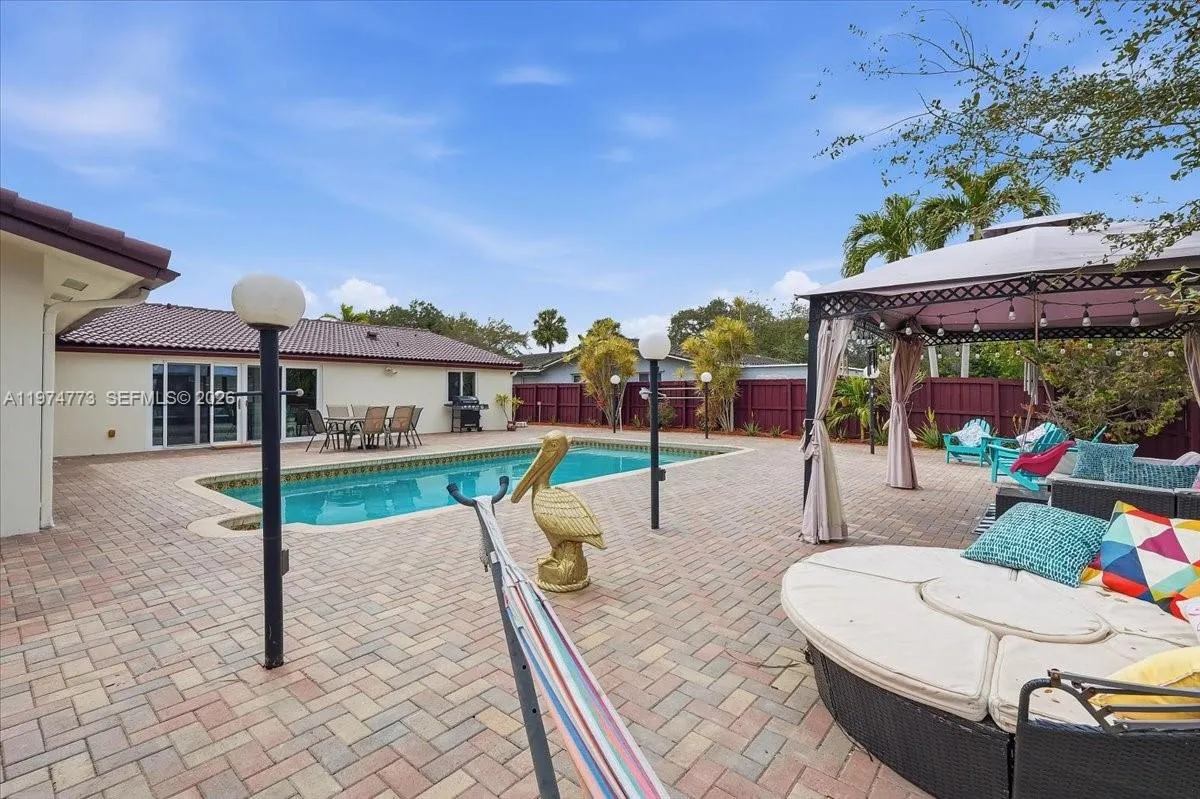 4925 Tyler St, Hollywood, Florida 33021, Hollywood, Florida 33021, 4 Bedrooms Bedrooms, ,3 BathroomsBathrooms,Residential,For Sale,4925 Tyler St, Hollywood, Florida 33021,A11974773