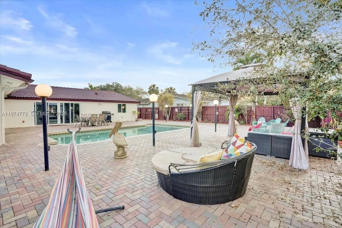 4925 Tyler St, Hollywood, Florida 33021, Hollywood, Florida 33021, 4 Bedrooms Bedrooms, ,3 BathroomsBathrooms,Residential,For Sale,4925 Tyler St, Hollywood, Florida 33021,A11974773