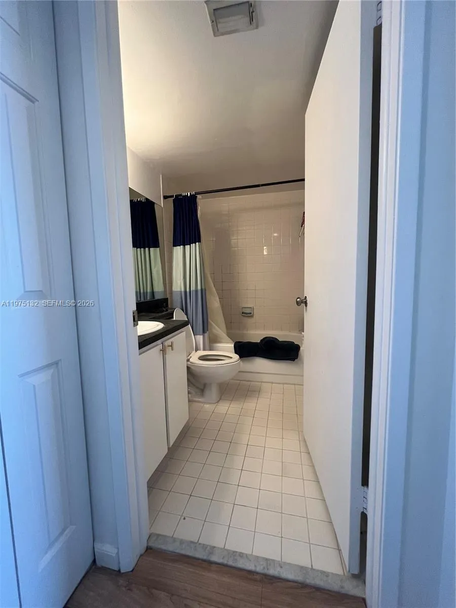 770 Claughton Island Dr 606, Miami, Florida 33131, Miami, Florida 33131, 1 Bedroom Bedrooms, ,1 BathroomBathrooms,Residential,For Sale,770 Claughton Island Dr 606, Miami, Florida 33131,A11975132