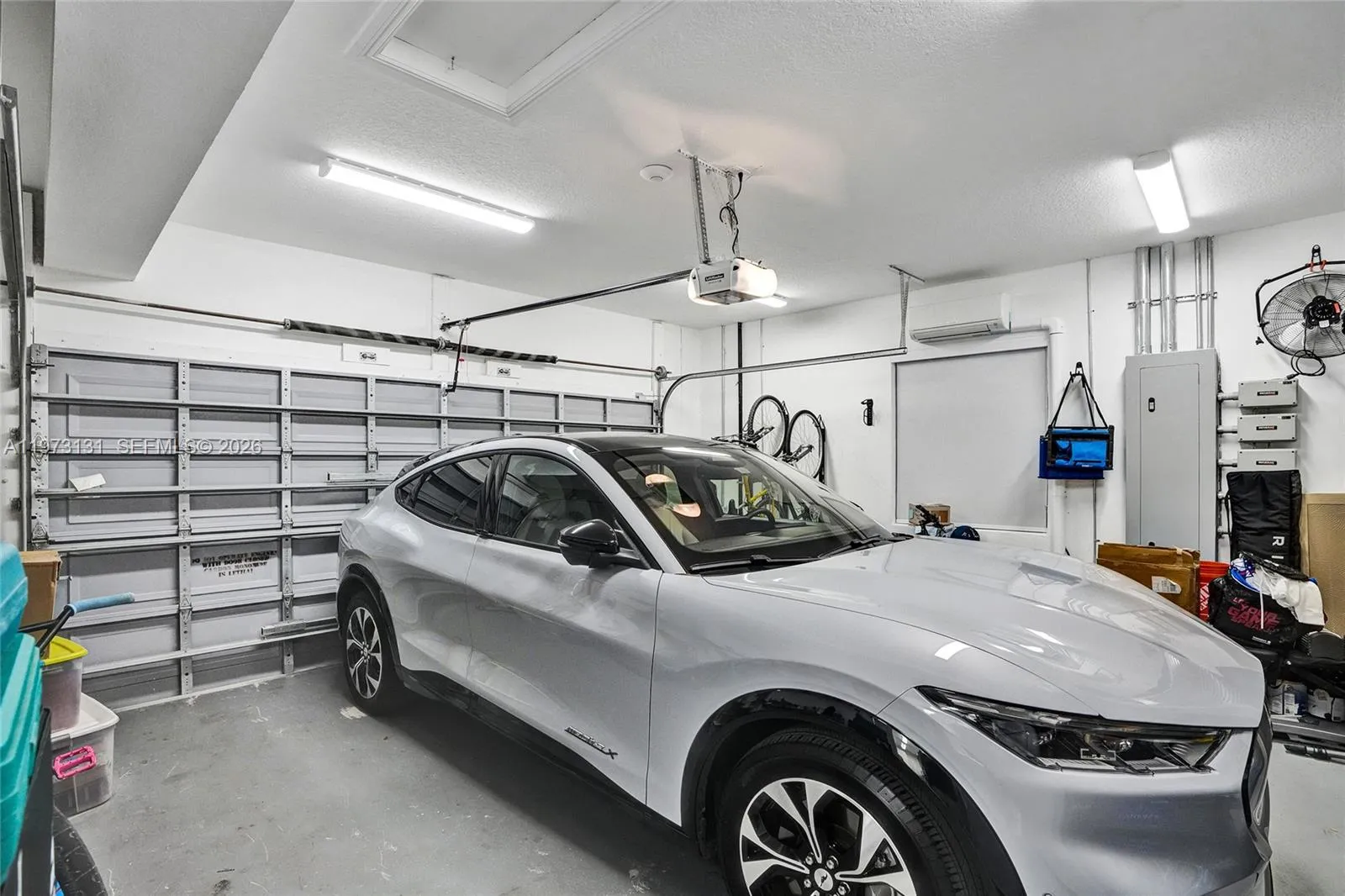 1572 Ne 194th St, Miami, Florida 33179, Miami, Florida 33179, 6 Bedrooms Bedrooms, ,5 BathroomsBathrooms,Residential,For Sale,1572 Ne 194th St, Miami, Florida 33179,A11973131