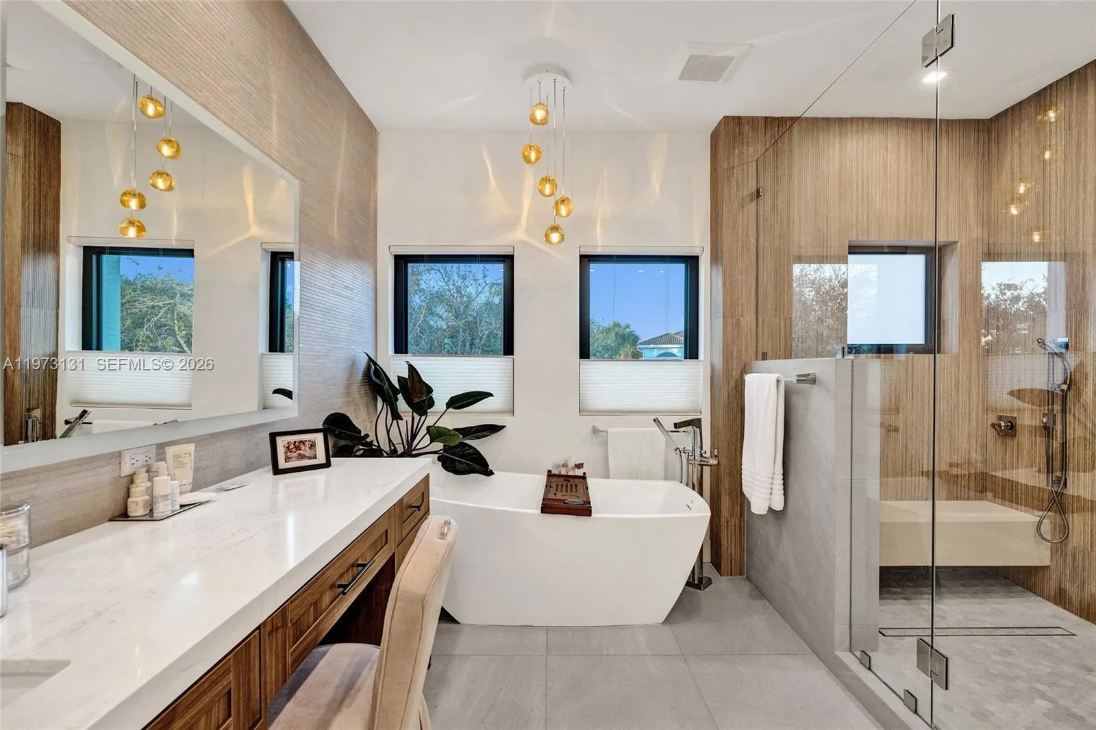 1572 Ne 194th St, Miami, Florida 33179, Miami, Florida 33179, 6 Bedrooms Bedrooms, ,5 BathroomsBathrooms,Residential,For Sale,1572 Ne 194th St, Miami, Florida 33179,A11973131