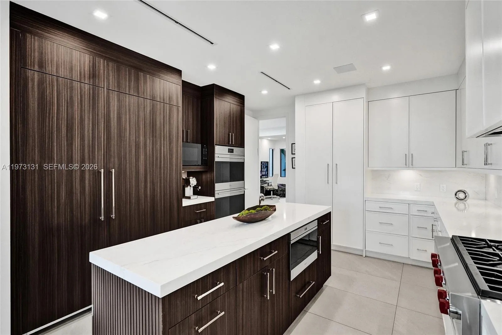 1572 Ne 194th St, Miami, Florida 33179, Miami, Florida 33179, 6 Bedrooms Bedrooms, ,5 BathroomsBathrooms,Residential,For Sale,1572 Ne 194th St, Miami, Florida 33179,A11973131