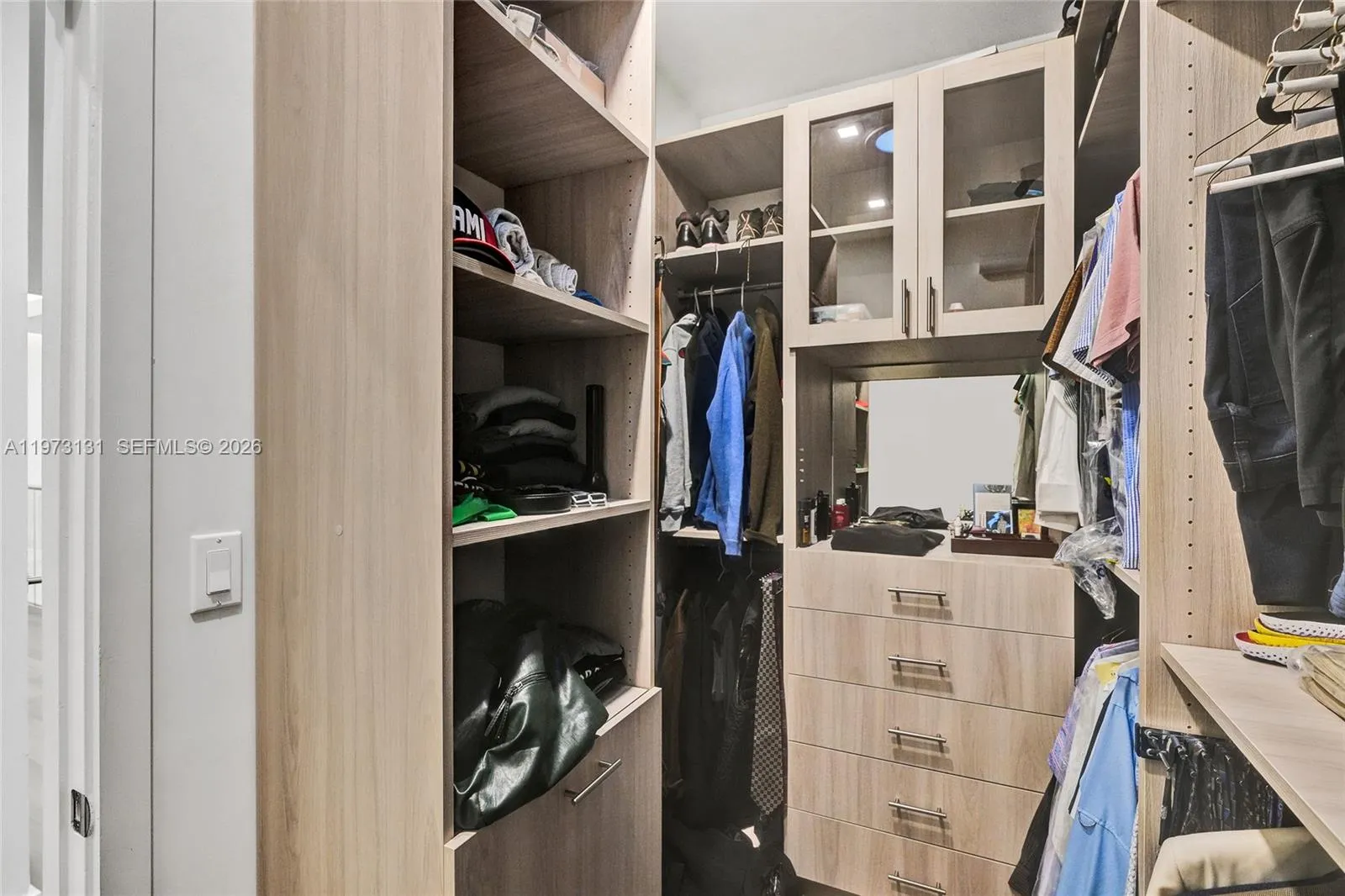 1572 Ne 194th St, Miami, Florida 33179, Miami, Florida 33179, 6 Bedrooms Bedrooms, ,5 BathroomsBathrooms,Residential,For Sale,1572 Ne 194th St, Miami, Florida 33179,A11973131