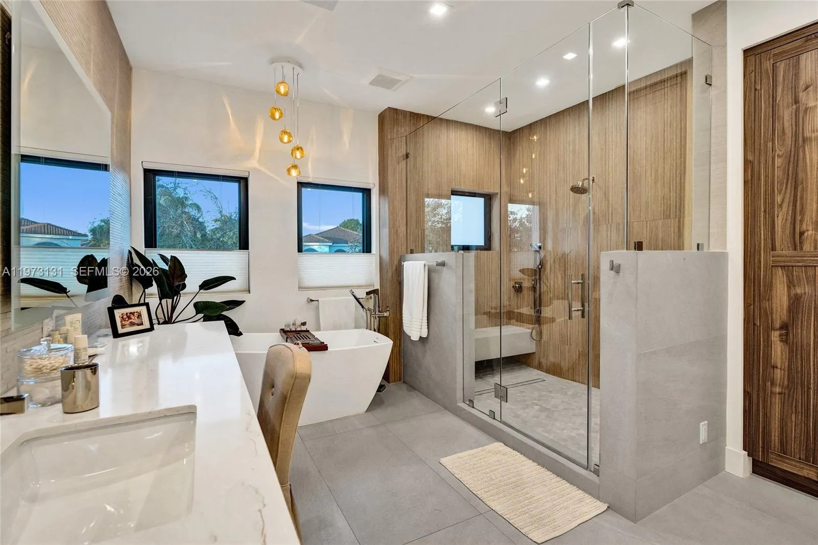 1572 Ne 194th St, Miami, Florida 33179, Miami, Florida 33179, 6 Bedrooms Bedrooms, ,5 BathroomsBathrooms,Residential,For Sale,1572 Ne 194th St, Miami, Florida 33179,A11973131