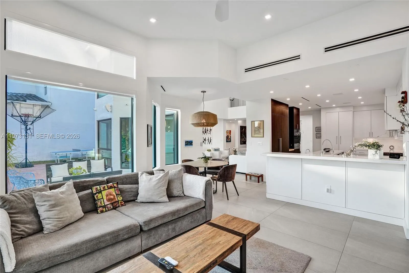 1572 Ne 194th St, Miami, Florida 33179, Miami, Florida 33179, 6 Bedrooms Bedrooms, ,5 BathroomsBathrooms,Residential,For Sale,1572 Ne 194th St, Miami, Florida 33179,A11973131