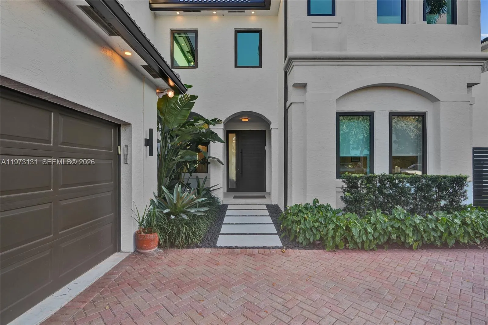 1572 Ne 194th St, Miami, Florida 33179, Miami, Florida 33179, 6 Bedrooms Bedrooms, ,5 BathroomsBathrooms,Residential,For Sale,1572 Ne 194th St, Miami, Florida 33179,A11973131