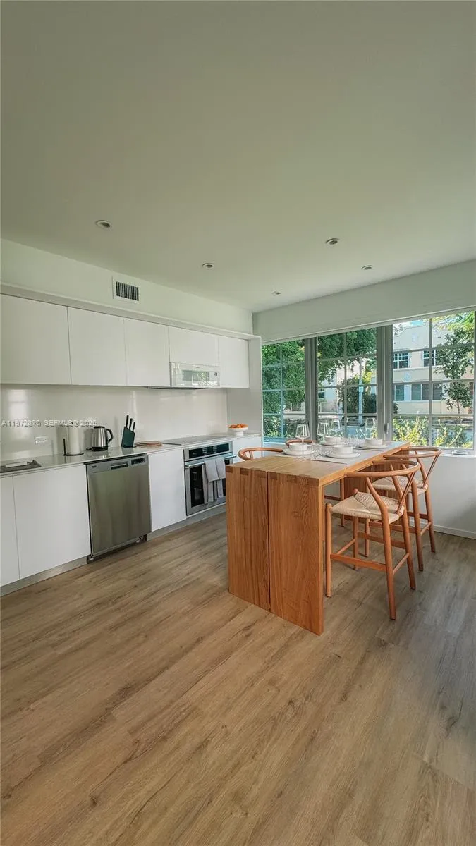 128 Ne 46th St 3, Miami, Florida 33137, Miami, Florida 33137, 1 Bedroom Bedrooms, ,1 BathroomBathrooms,Residential Lease,For Rent,128 Ne 46th St 3, Miami, Florida 33137,A11972870