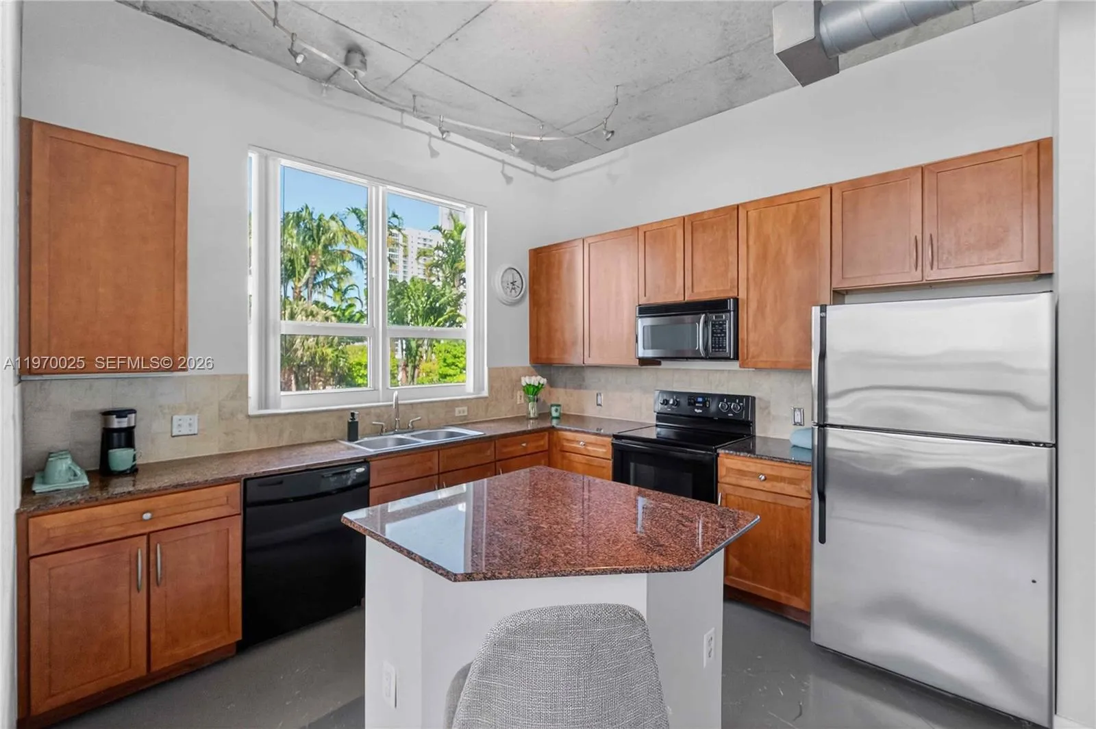 2001 Biscayne Blvd 2612, Miami, Florida 33137, Miami, Florida 33137, 2 Bedrooms Bedrooms, ,2 BathroomsBathrooms,Residential,For Sale,2001 Biscayne Blvd 2612, Miami, Florida 33137,A11970025