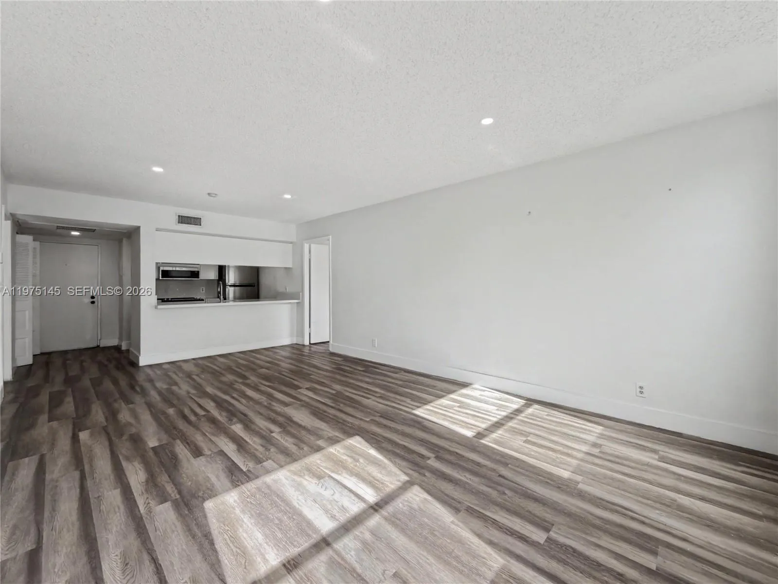 8120 Geneva Ct 453, Doral, Florida 33166, Doral, Florida 33166, 2 Bedrooms Bedrooms, ,2 BathroomsBathrooms,Residential Lease,For Rent,8120 Geneva Ct 453, Doral, Florida 33166,A11975145