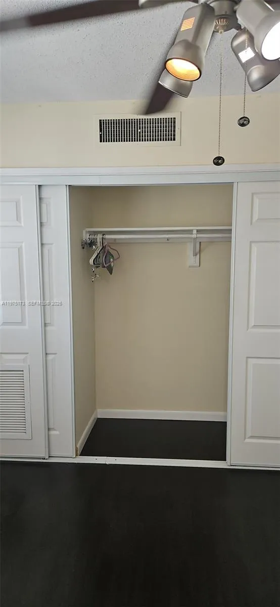 5200 Ne 24th Ter C312, Fort Lauderdale, Florida 33, Fort Lauderdale, Florida 33308, 2 Bedrooms Bedrooms, ,1 BathroomBathrooms,Residential Lease,For Rent,5200 Ne 24th Ter C312, Fort Lauderdale, Florida 33,A11975173