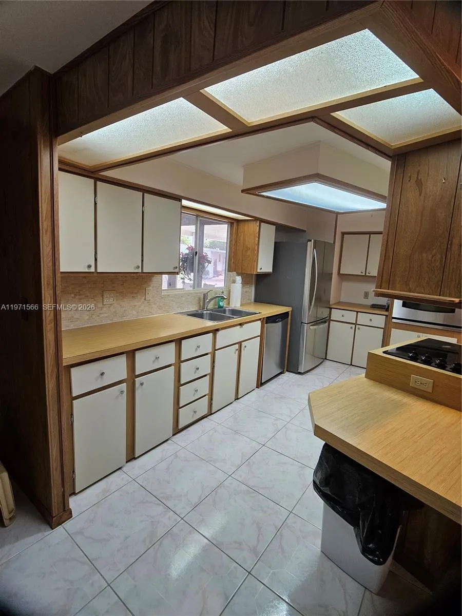 109 Nw 51st St, Deerfield Beach, Florida 33064, Deerfield Beach, Florida 33064, 2 Bedrooms Bedrooms, ,2 BathroomsBathrooms,Residential,For Sale,109 Nw 51st St, Deerfield Beach, Florida 33064,A11971566