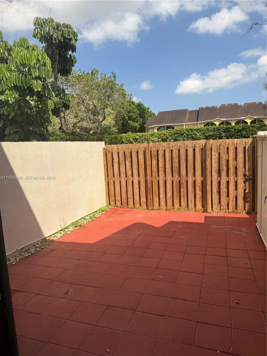2700 S Oakland Forest Dr 303, Oakland Park, Florid, Oakland Park, Florida 33309, 2 Bedrooms Bedrooms, ,1 BathroomBathrooms,Residential,For Sale,2700 S Oakland Forest Dr 303, Oakland Park, Florid,A11969946