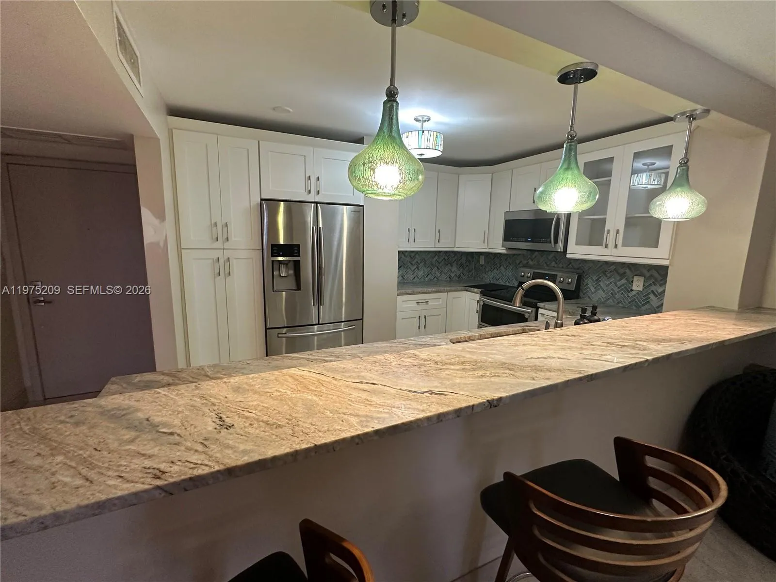 6450 Collins Ave 405, Miami Beach, Florida 33141, Miami Beach, Florida 33141, 1 Bedroom Bedrooms, ,2 BathroomsBathrooms,Residential Lease,For Rent,6450 Collins Ave 405, Miami Beach, Florida 33141,A11975209
