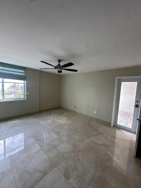 6450 Collins Ave 405, Miami Beach, Florida 33141, Miami Beach, Florida 33141, 1 Bedroom Bedrooms, ,2 BathroomsBathrooms,Residential Lease,For Rent,6450 Collins Ave 405, Miami Beach, Florida 33141,A11975209