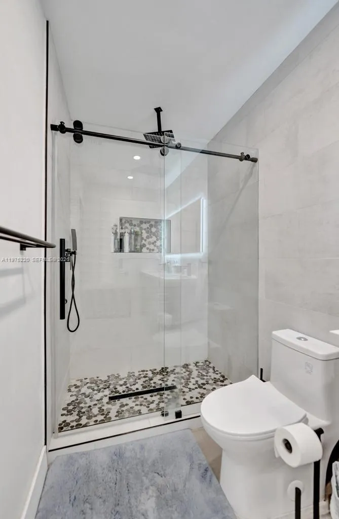 4660 Sw 37th Ave, Dania Beach, Florida 33312, Dania Beach, Florida 33312, 5 Bedrooms Bedrooms, ,3 BathroomsBathrooms,Residential Lease,For Rent,4660 Sw 37th Ave, Dania Beach, Florida 33312,A11975220