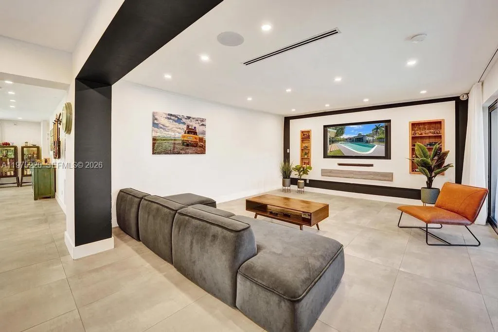 4660 Sw 37th Ave, Dania Beach, Florida 33312, Dania Beach, Florida 33312, 5 Bedrooms Bedrooms, ,3 BathroomsBathrooms,Residential Lease,For Rent,4660 Sw 37th Ave, Dania Beach, Florida 33312,A11975220