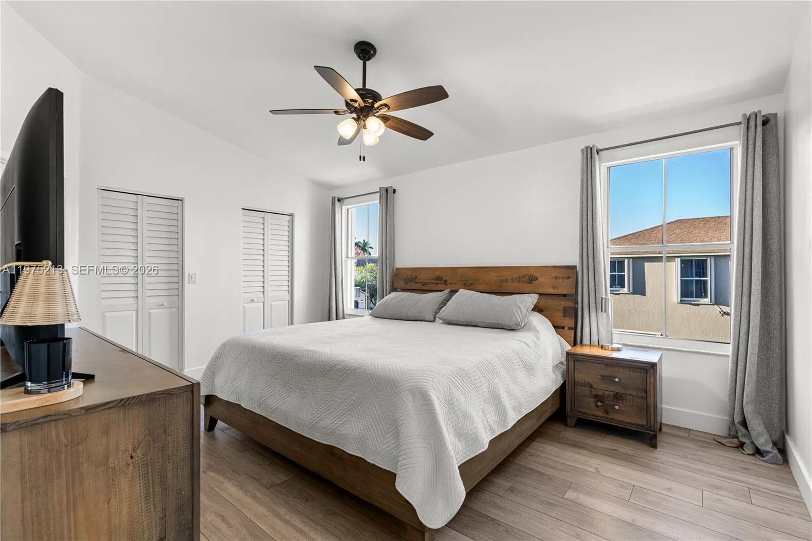 20775 Nw 1st St, Pembroke Pines, Florida 33029, Pembroke Pines, Florida 33029, 3 Bedrooms Bedrooms, ,2 BathroomsBathrooms,Residential,For Sale,20775 Nw 1st St, Pembroke Pines, Florida 33029,A11975213